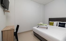 Urbanview Hotel Pasar Baru Jakarta by RedDoorz